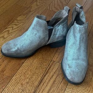 Seychelles On Stage Ankle Boots 6.5 Pewter Distressed Suede Leather Western